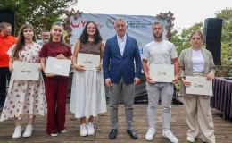 Tahir Büyükakın, Soydaş Gençlerle Bir Araya Gelerek Geleceğe Dair Vizyonunu Paylaştı!